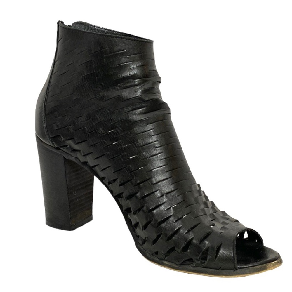 Lavorazione Artigiana Italian Leather Laser Cut Black Booties 39
